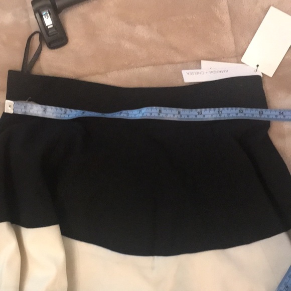 Black and Ivory Amanda and Chelsea skirt.  New with Tags - Picture 4 of 4